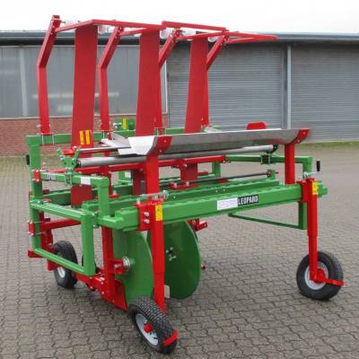 Poly film layer LEOPARD with 3 drip hose feeder