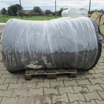 Coreless wound film; ready for transport to the disposal company