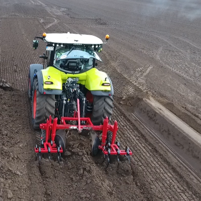 Multipurpose hoe CHAMÄLEON with 2 discs at the rear